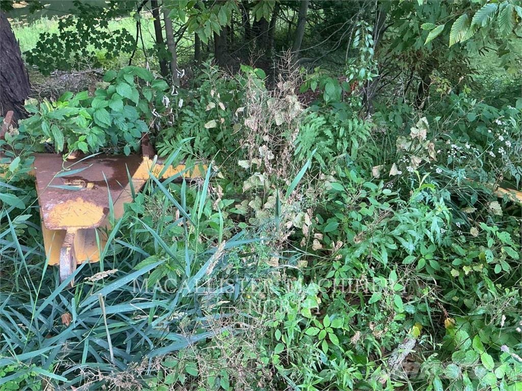 CAT D3K2L A Buldožerji goseničarji