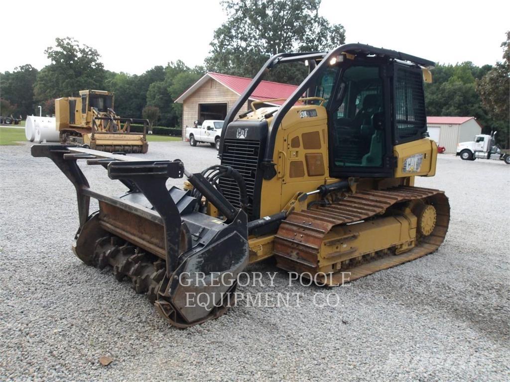 CAT D3K2LGP Buldožerji goseničarji