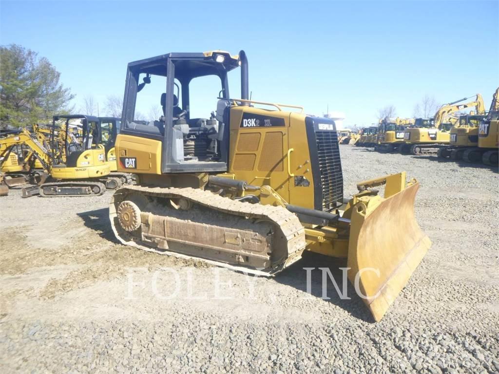 CAT D3K2XL Buldožerji goseničarji