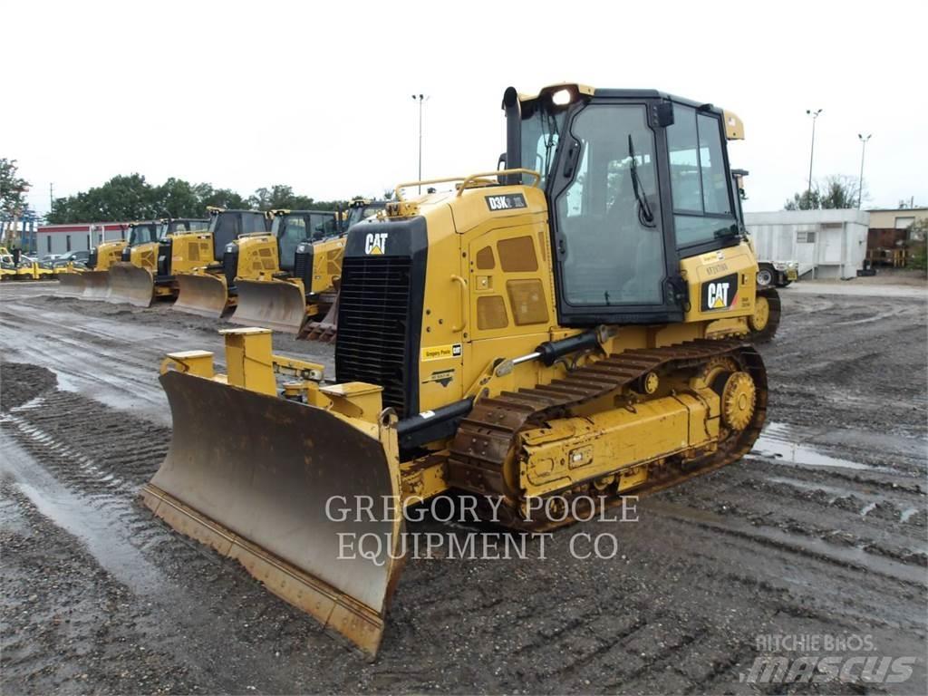 CAT D3K2XL Buldožerji goseničarji