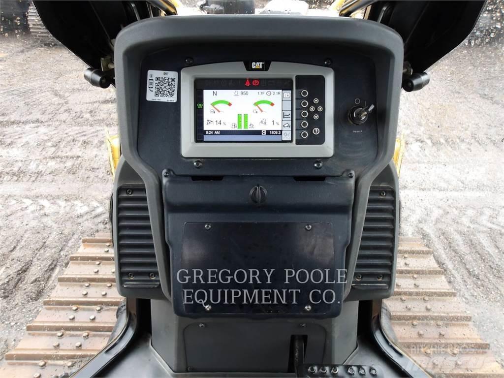 CAT D3K2XL Buldožerji goseničarji