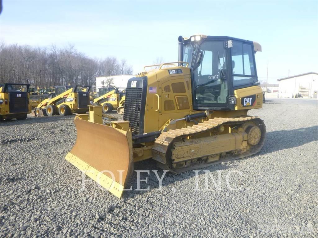 CAT D3K2XL Buldožerji goseničarji