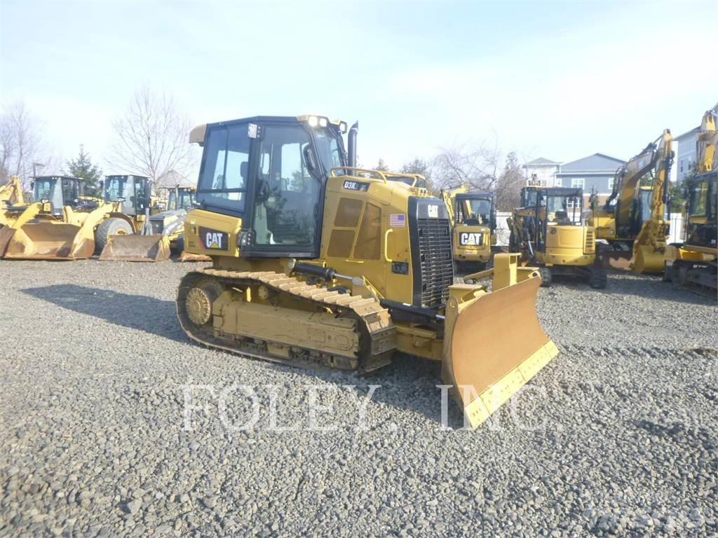 CAT D3K2XL Buldožerji goseničarji