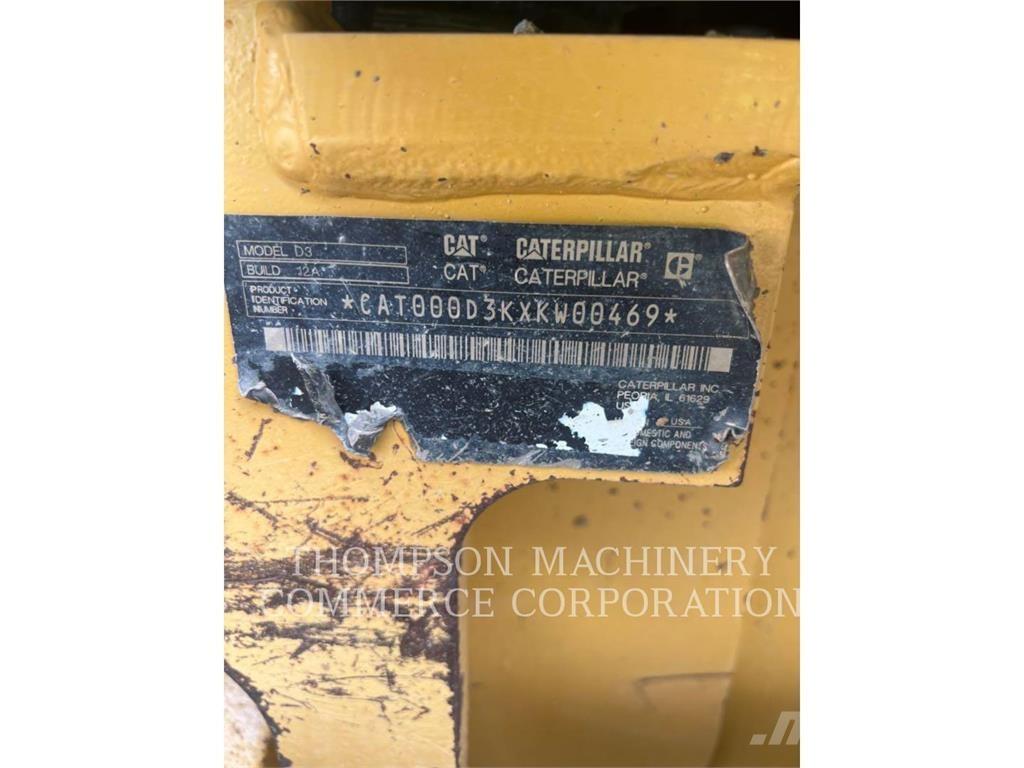CAT D3XL Buldožerji goseničarji