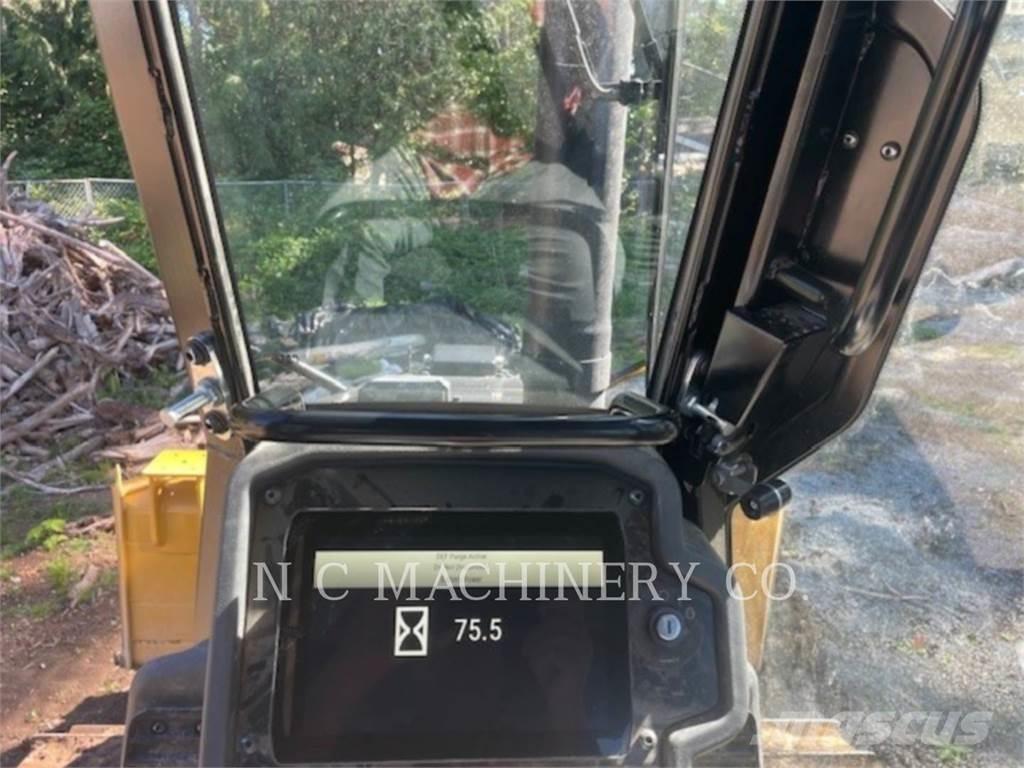 CAT D3XLCB Buldožerji goseničarji