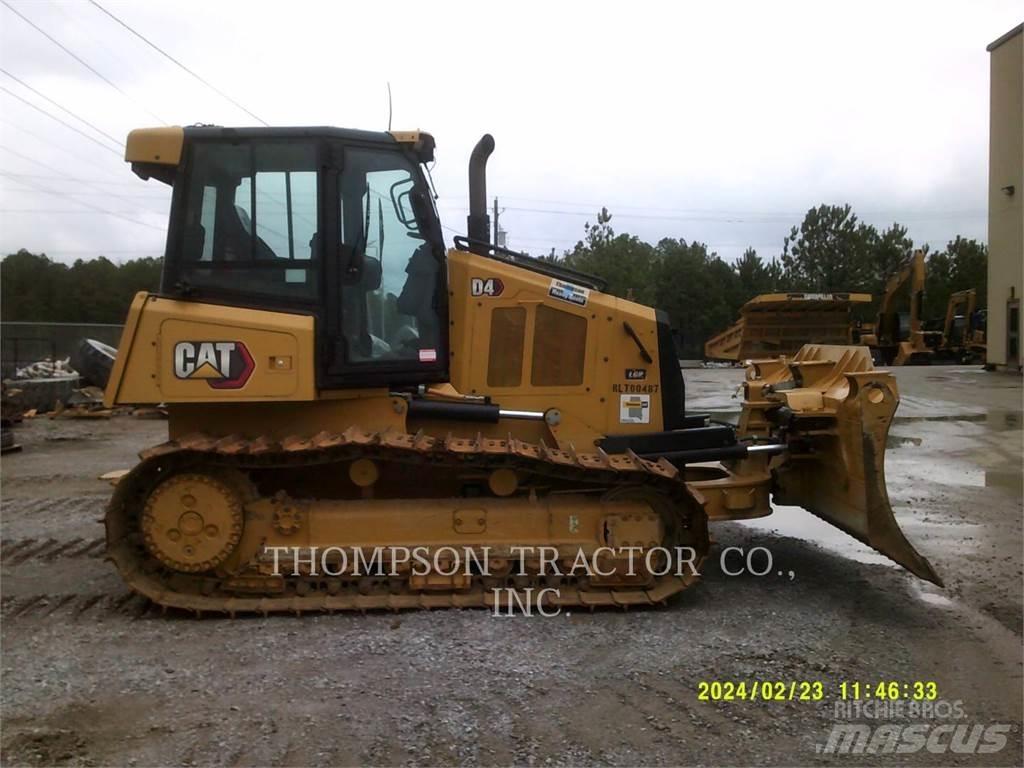 CAT D4 Buldožerji goseničarji