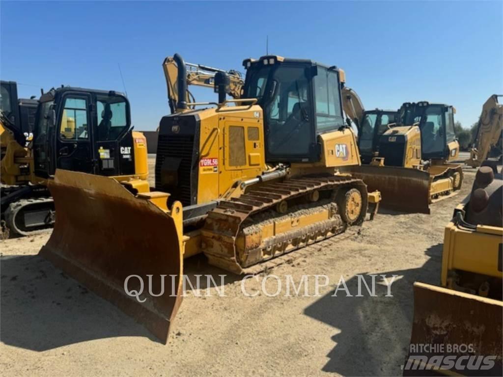 CAT D4 Buldožerji goseničarji