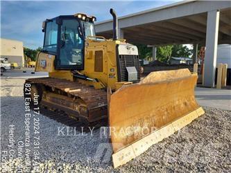 CAT D4 Buldožerji goseničarji