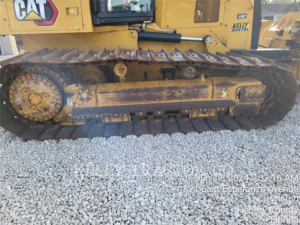 CAT D4 Buldožerji goseničarji