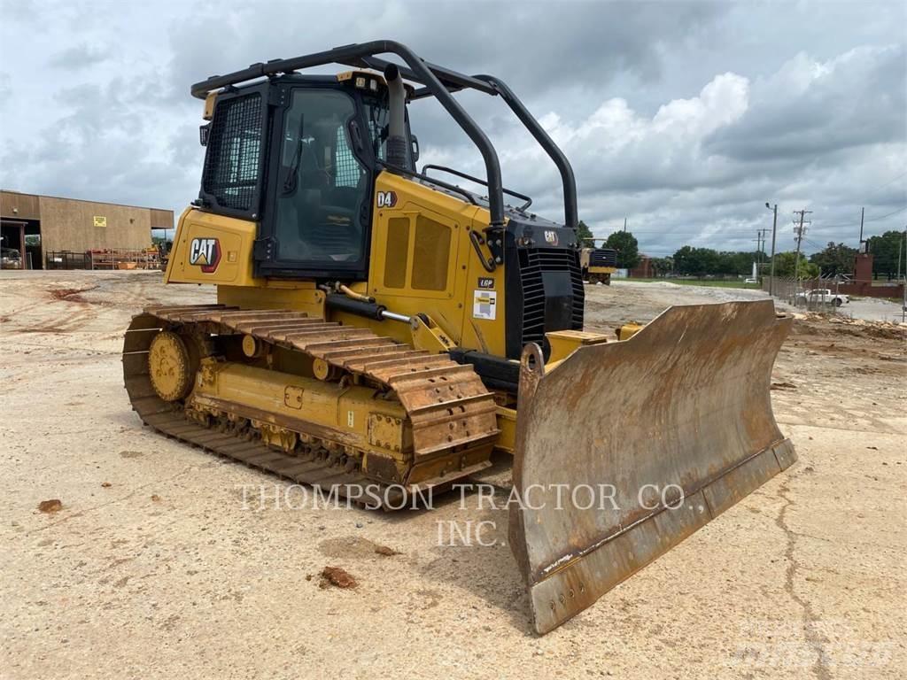 CAT D4 Buldožerji goseničarji