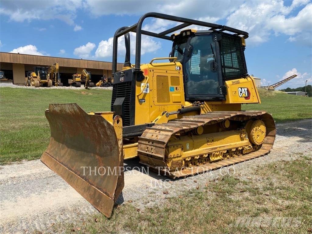 CAT D4 Buldožerji goseničarji