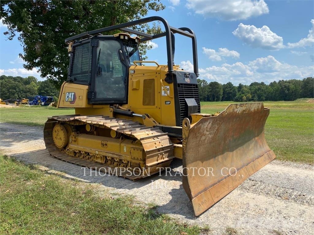 CAT D4 Buldožerji goseničarji