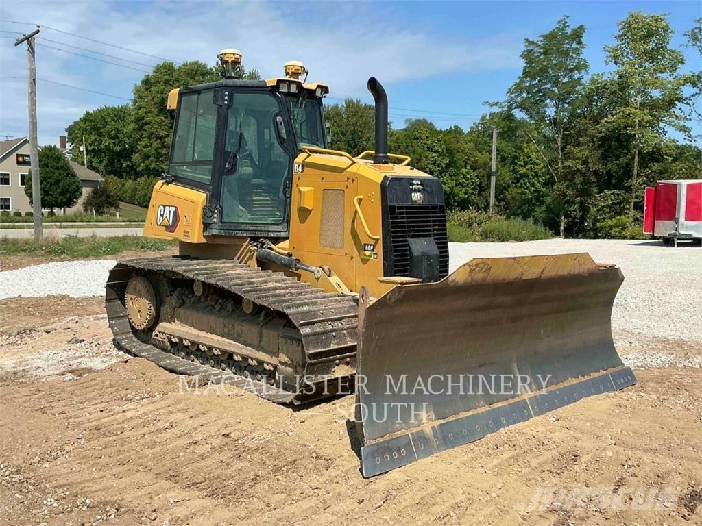 CAT D4 Buldožerji goseničarji