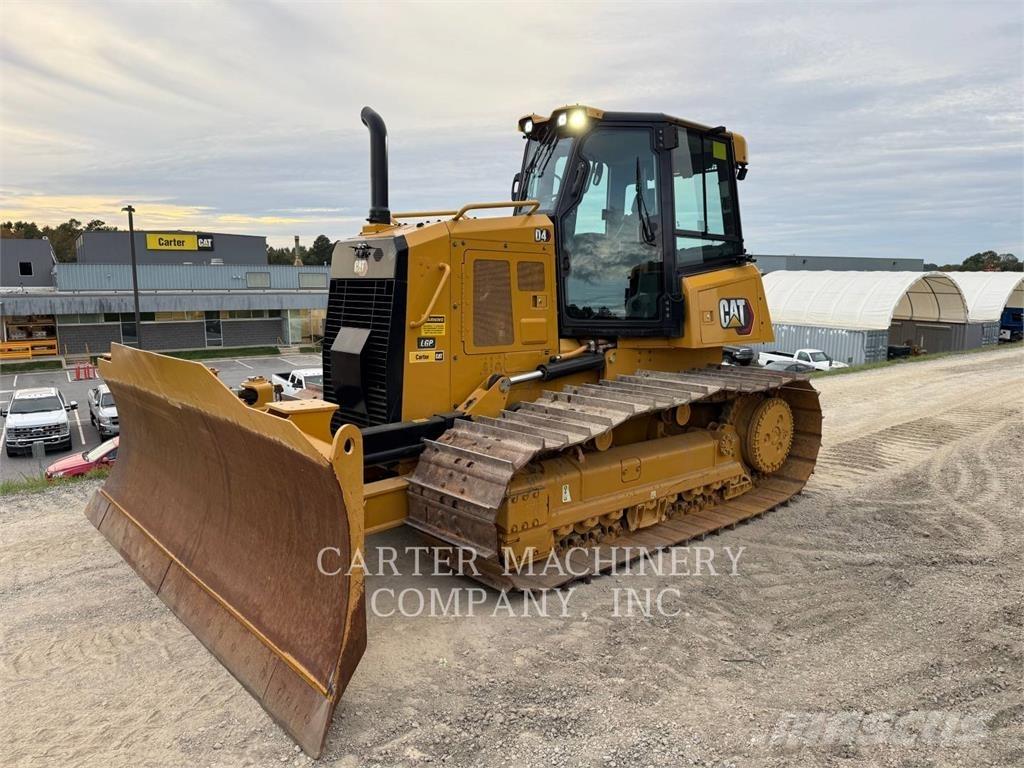 CAT D4 Buldožerji goseničarji
