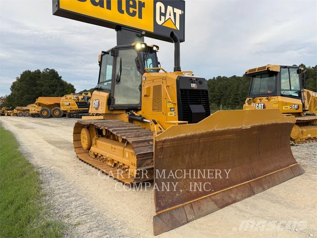 CAT D4 Buldožerji goseničarji