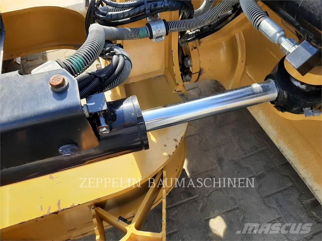 CAT D4-16A Buldožerji goseničarji