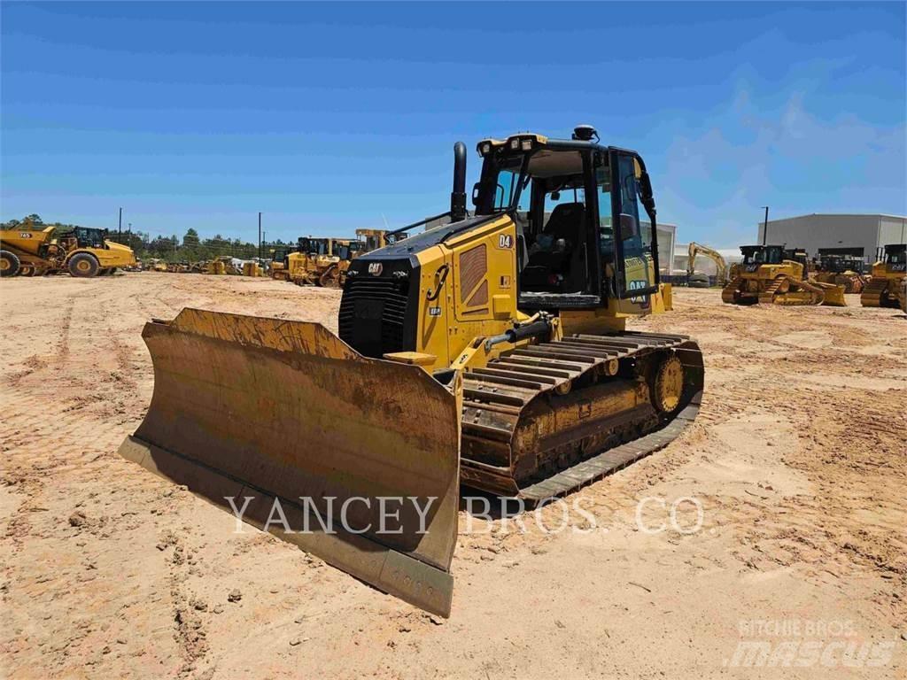 CAT D4 LGP Buldožerji goseničarji