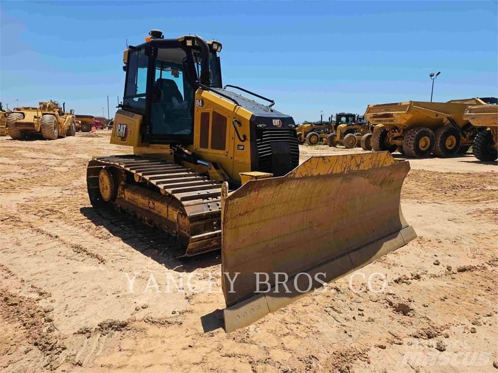 CAT D4 LGP Buldožerji goseničarji