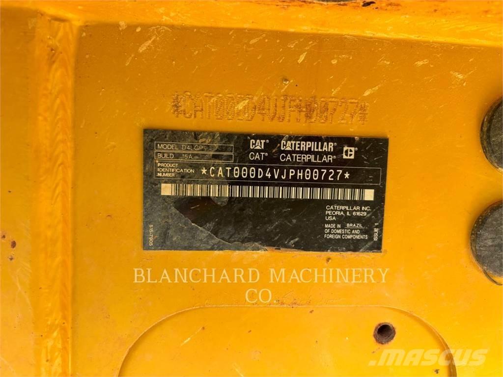 CAT D4 LGP Buldožerji goseničarji