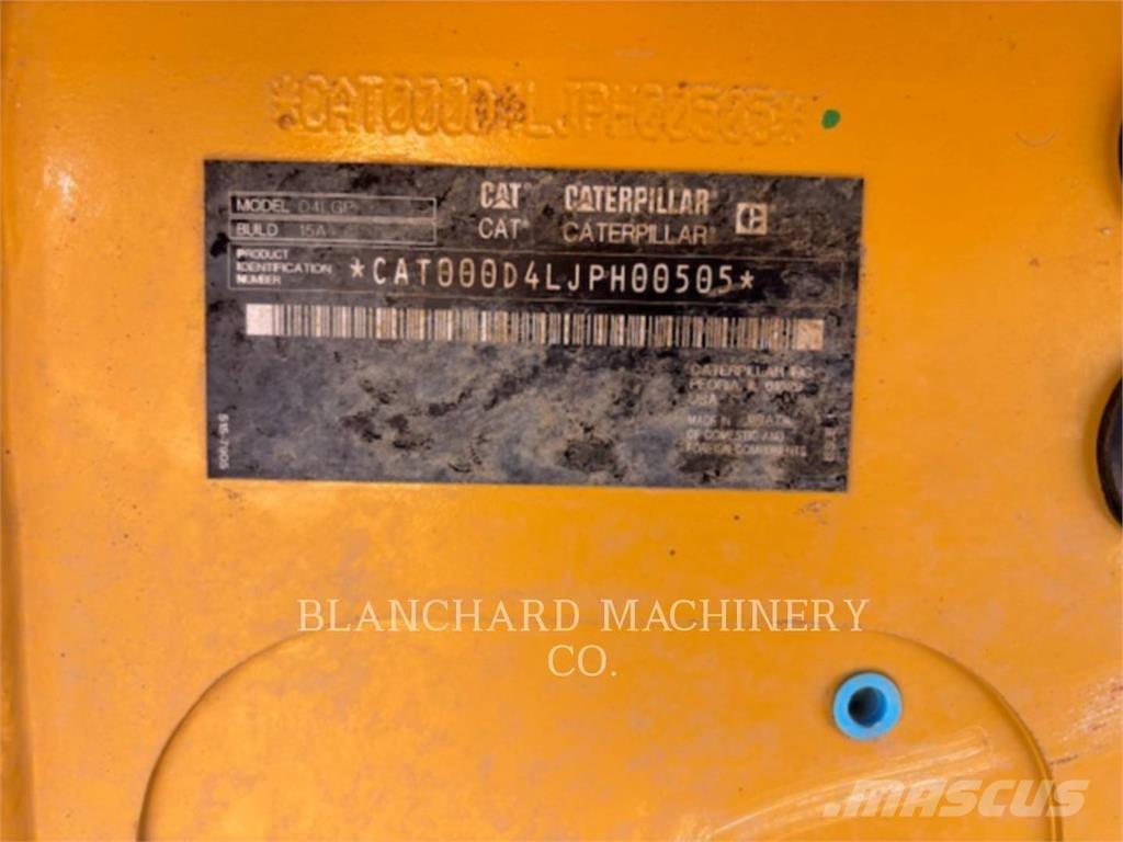 CAT D4 LGP Buldožerji goseničarji