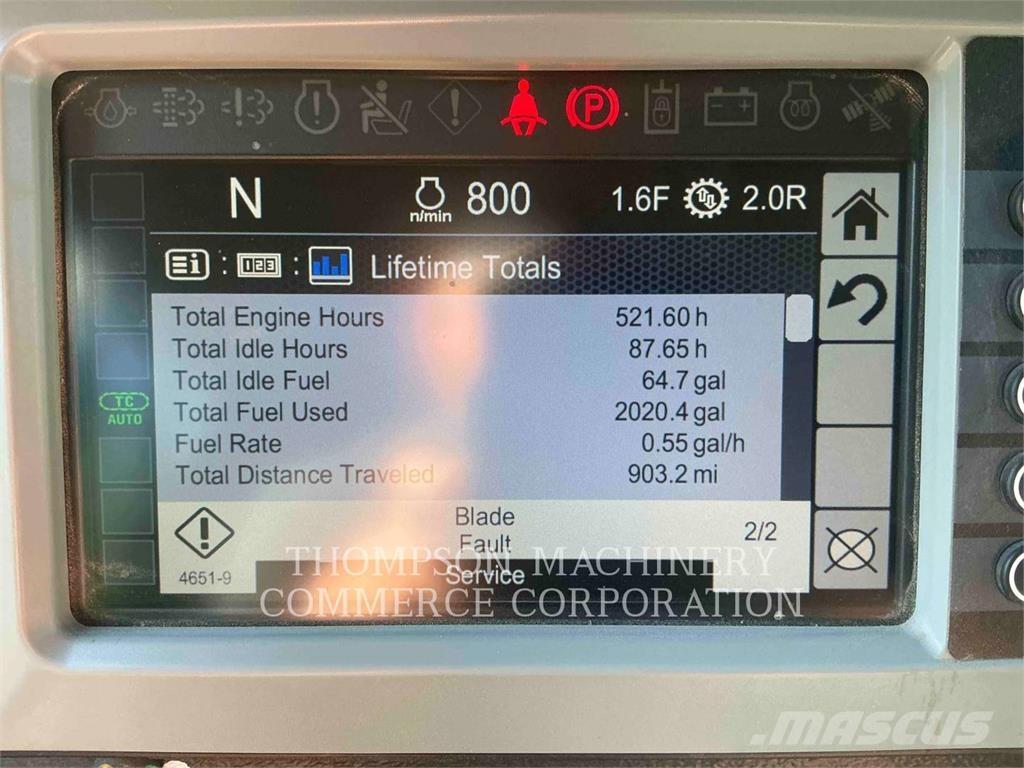 CAT D4 LGP Buldožerji goseničarji