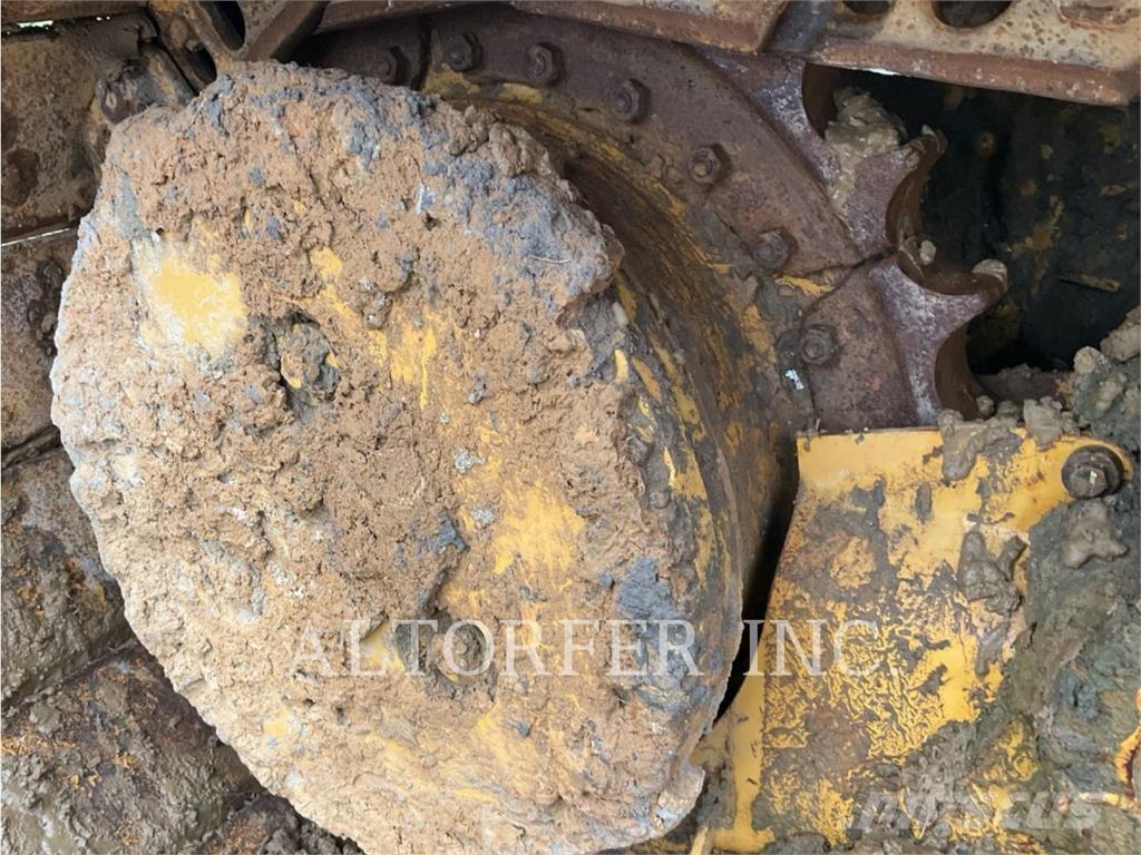 CAT D4 LGP 3D Buldožerji goseničarji