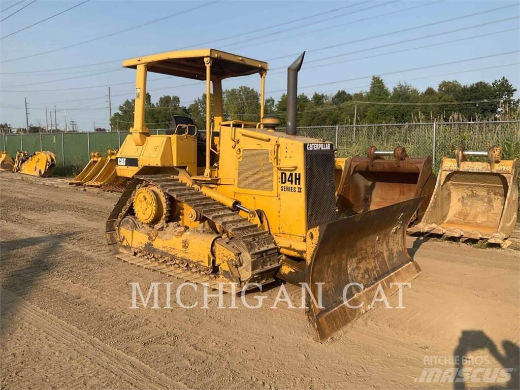 CAT D4H Buldožerji goseničarji