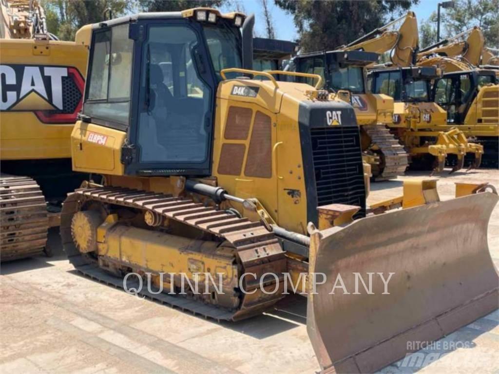 CAT D4K2 XL Buldožerji goseničarji