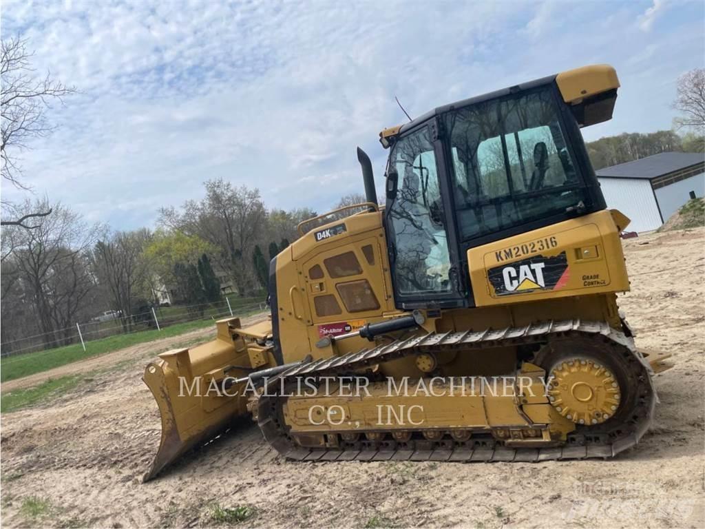 CAT D4K2 XL Buldožerji goseničarji