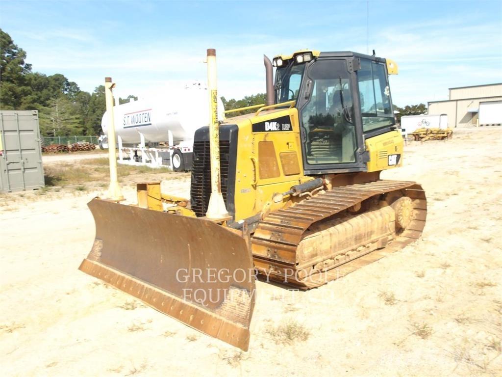 CAT D4K2LGP Buldožerji goseničarji