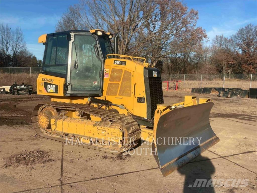 CAT D4K2XL Buldožerji goseničarji
