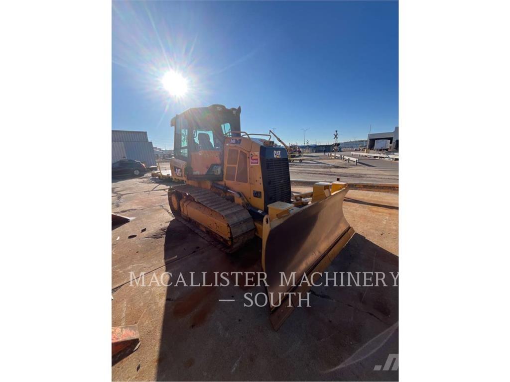 CAT D4K2XL Buldožerji goseničarji