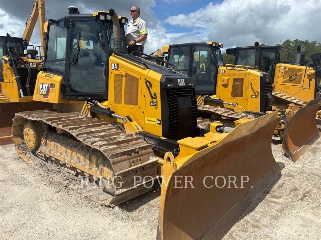 CAT D4VPEW Buldožerji goseničarji