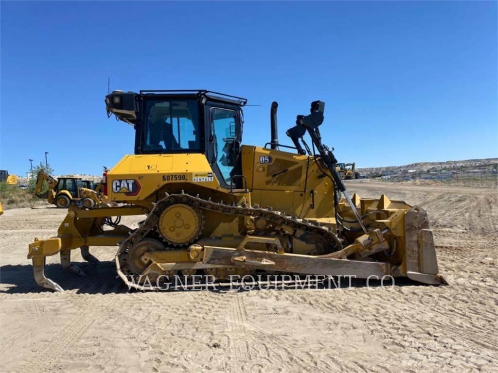 CAT D5 Buldožerji goseničarji