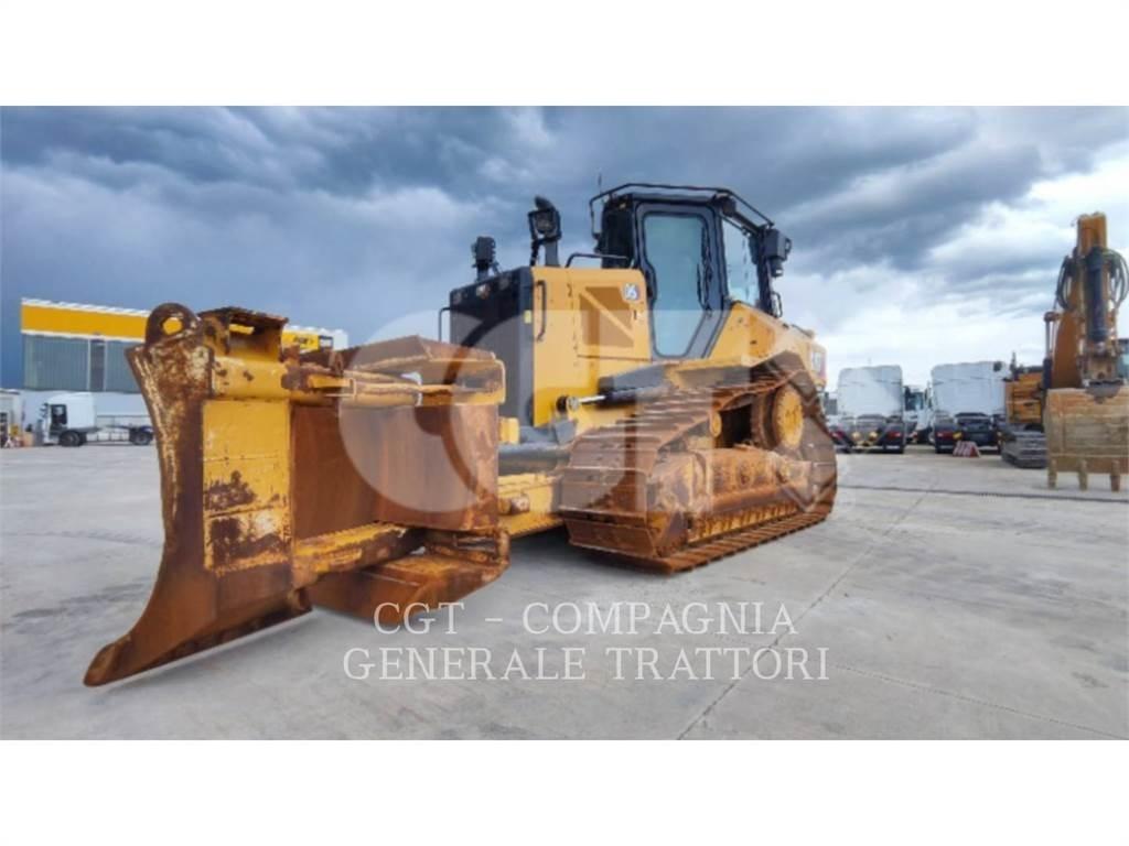 CAT D5 Buldožerji goseničarji