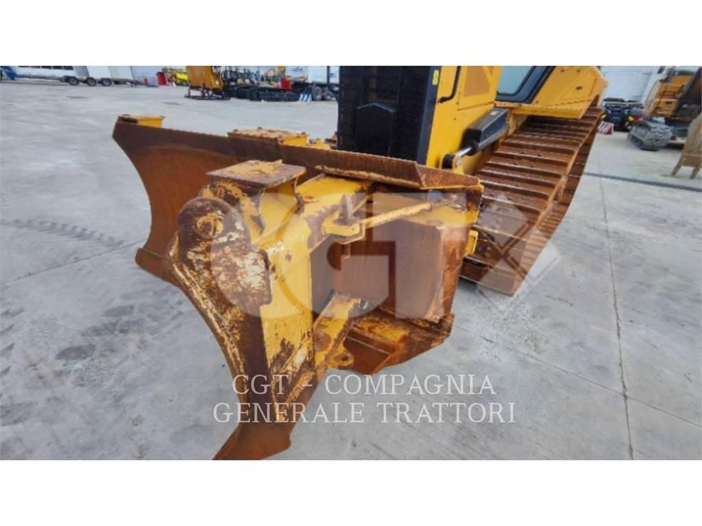 CAT D5 Buldožerji goseničarji