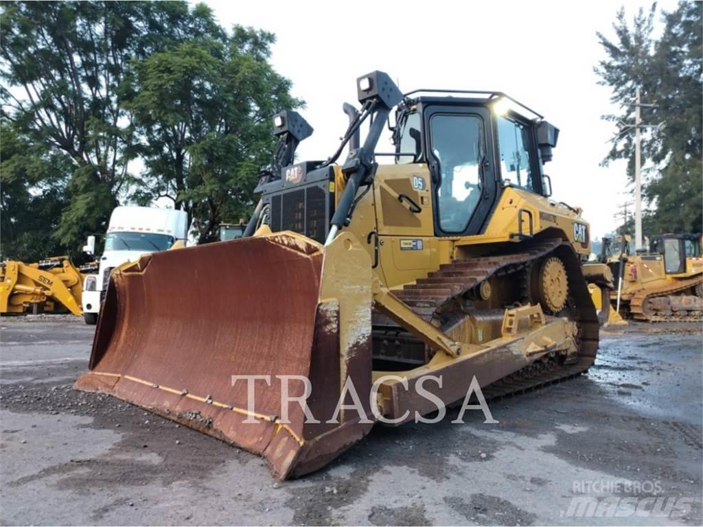 CAT D5 Buldožerji goseničarji