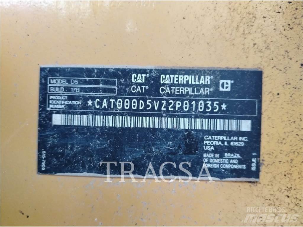 CAT D5 Buldožerji goseničarji