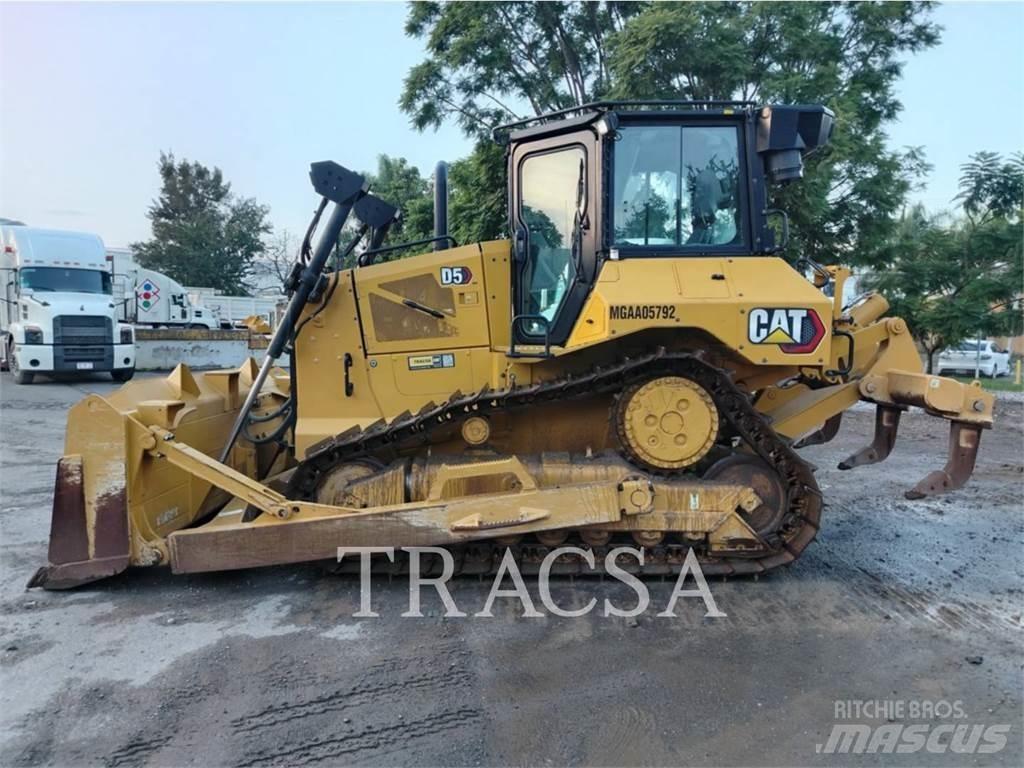 CAT D5 Buldožerji goseničarji