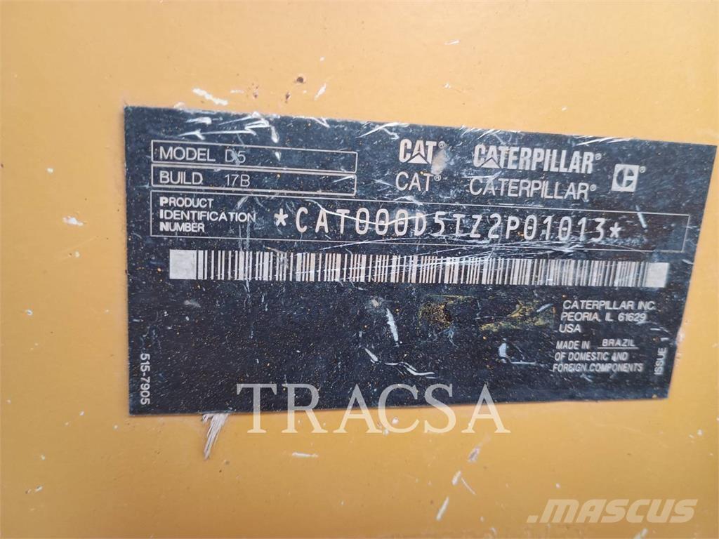 CAT D5 Buldožerji goseničarji