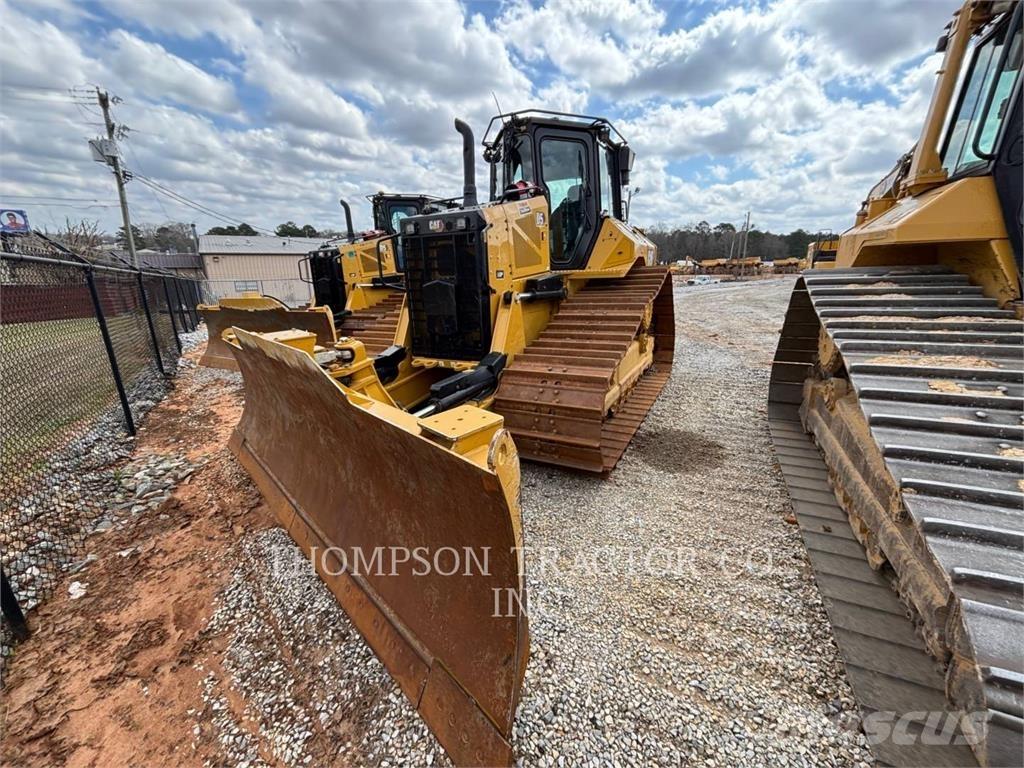 CAT D5 Buldožerji goseničarji