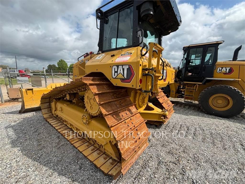 CAT D5 Buldožerji goseničarji