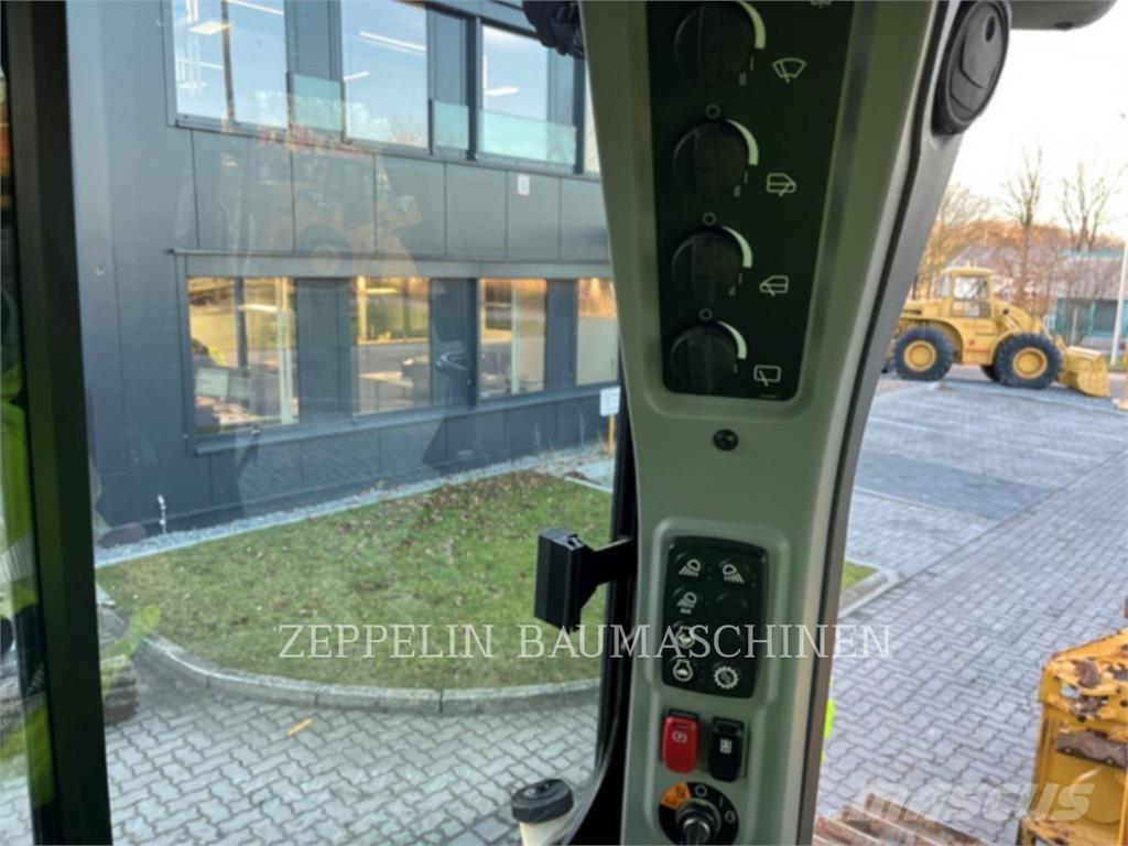 CAT D5 Buldožerji goseničarji