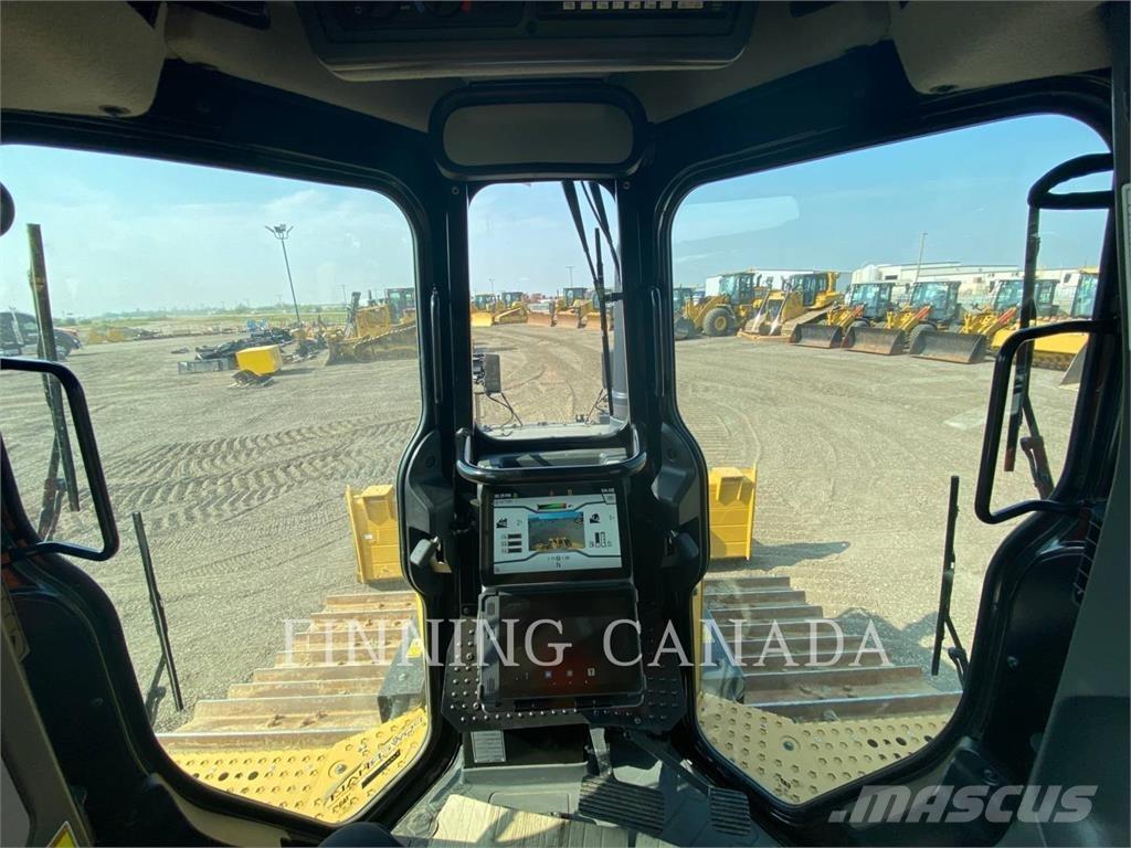 CAT D5 Buldožerji goseničarji