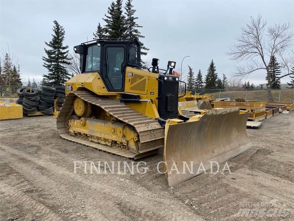 CAT D5-17 Buldožerji goseničarji