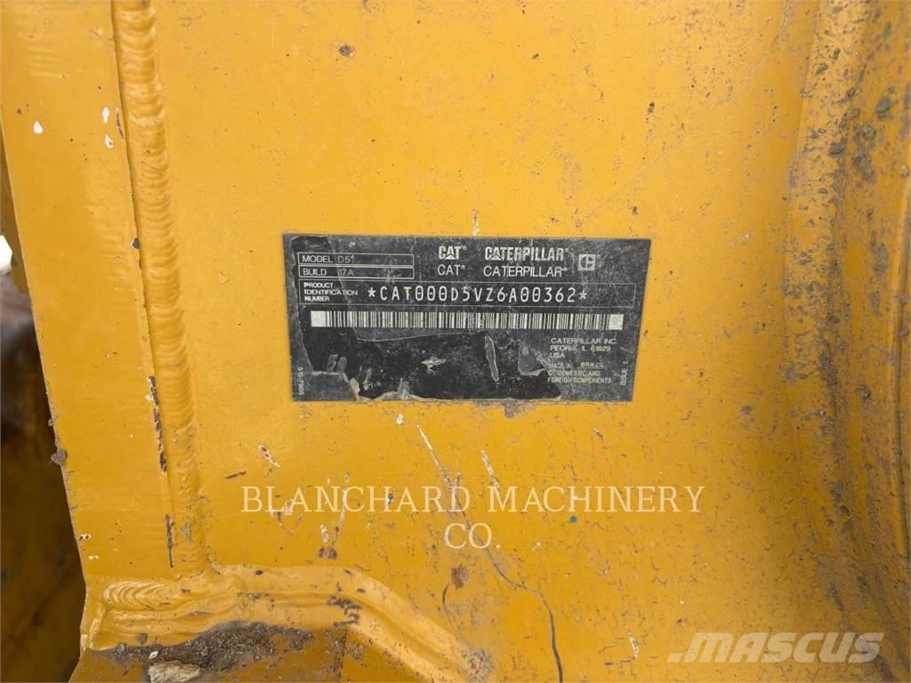 CAT D5 LGP Buldožerji goseničarji