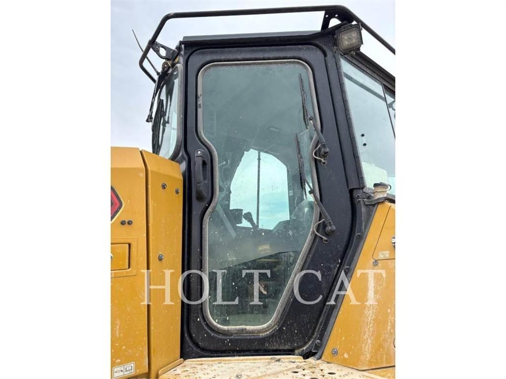 CAT D5 VP Buldožerji goseničarji