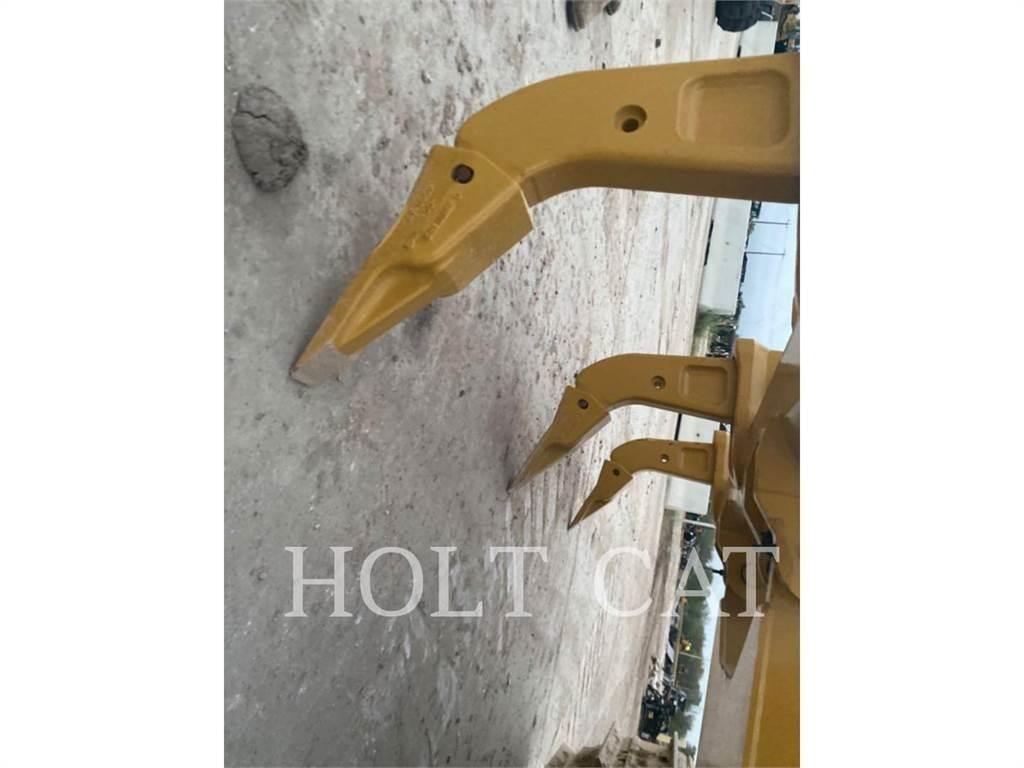 CAT D5 VP Buldožerji goseničarji