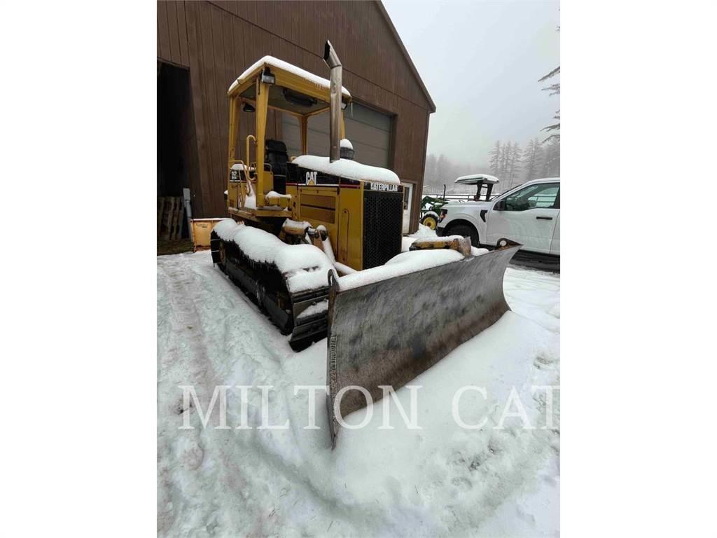 CAT D5CIII Buldožerji goseničarji