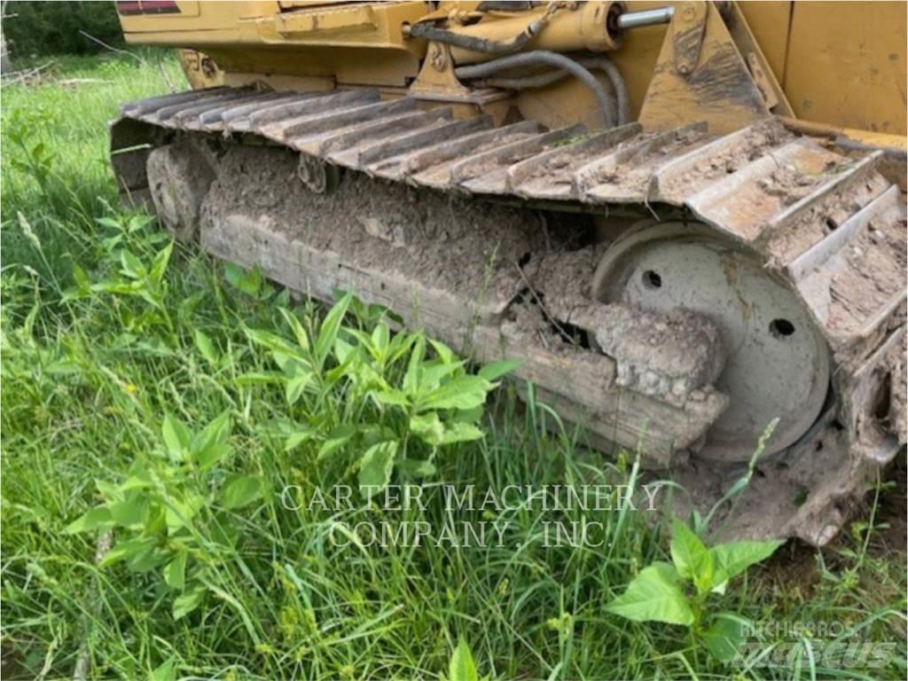 CAT D5GXL Buldožerji goseničarji